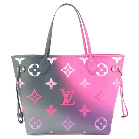 louis vuitton purse fushia|louis vuitton purse model picture.